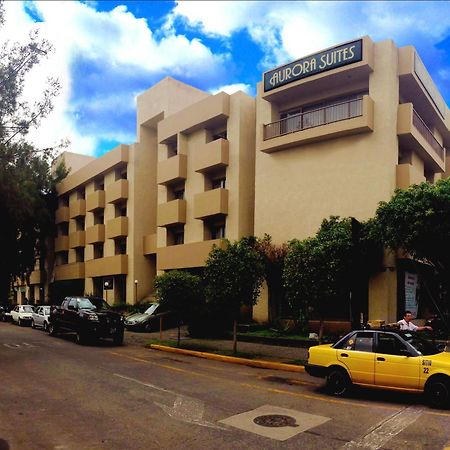 Aurora Suites Запопан Екстериор снимка