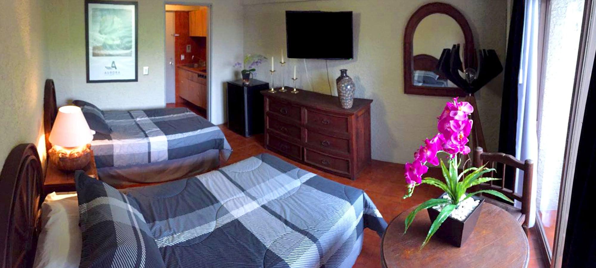 Aurora Suites Запопан Екстериор снимка