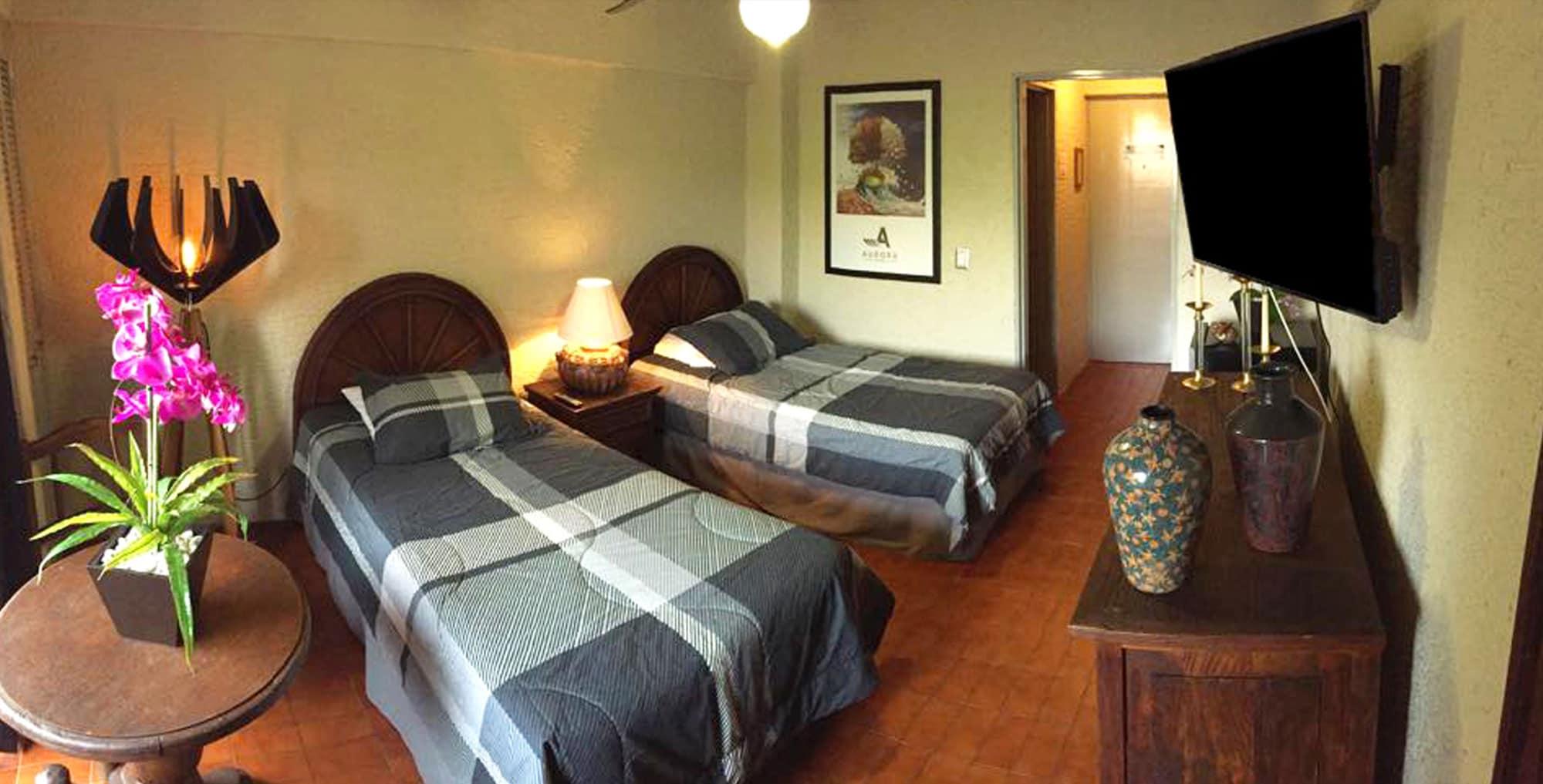 Aurora Suites Запопан Екстериор снимка